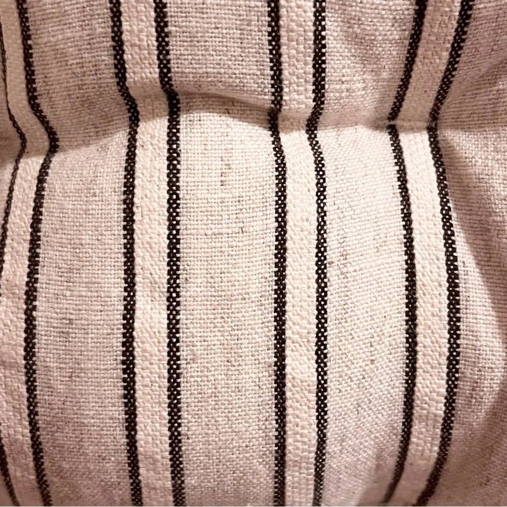 🆕- Threshold Set/4 Cotton Striped Black/Natural Indoor Seat Cushion, Square - Picture 8 of 10